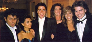 Bond premiere - U.K. D.D. 1986 Annual booklet