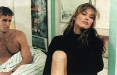 from Via Montenapoleone on bed with guy - ital. intrepido SPORT 22.09.87 #38