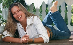 danish Sondag 19. Sep. 2005 - lying on terrasse, smile