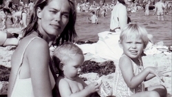 "Hele Historien" 105 - 6. Oct. 2009 TV2 Koncern production