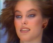 the x-factor at work "Mamas M&auml;dchenhandel" face close-up 2