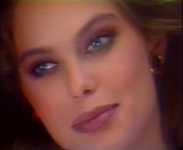 the x-factor at work "Mamas M&auml;dchenhandel" face close-up 15