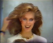 the x-factor at work "Mamas M&auml;dchenhandel" face close-up 35