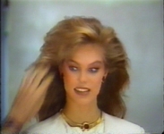 the x-factor at work "Mamas M&auml;dchenhandel" face close-up 40